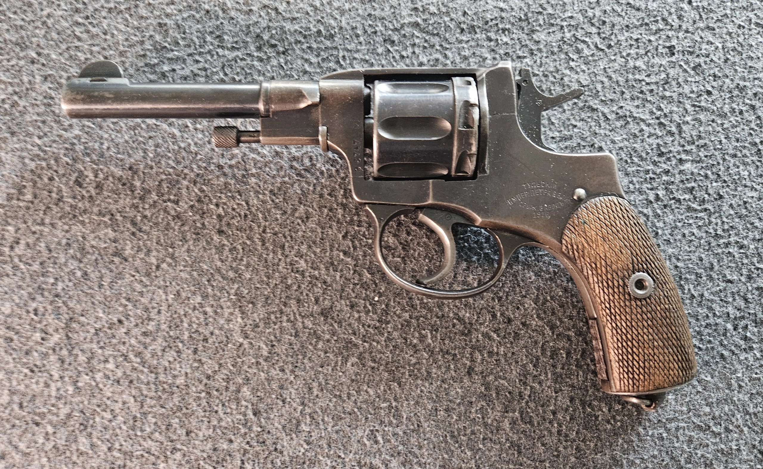 REWOLWER NAGANT M1895 ROK 1916 kaliber 7,62 Nagant