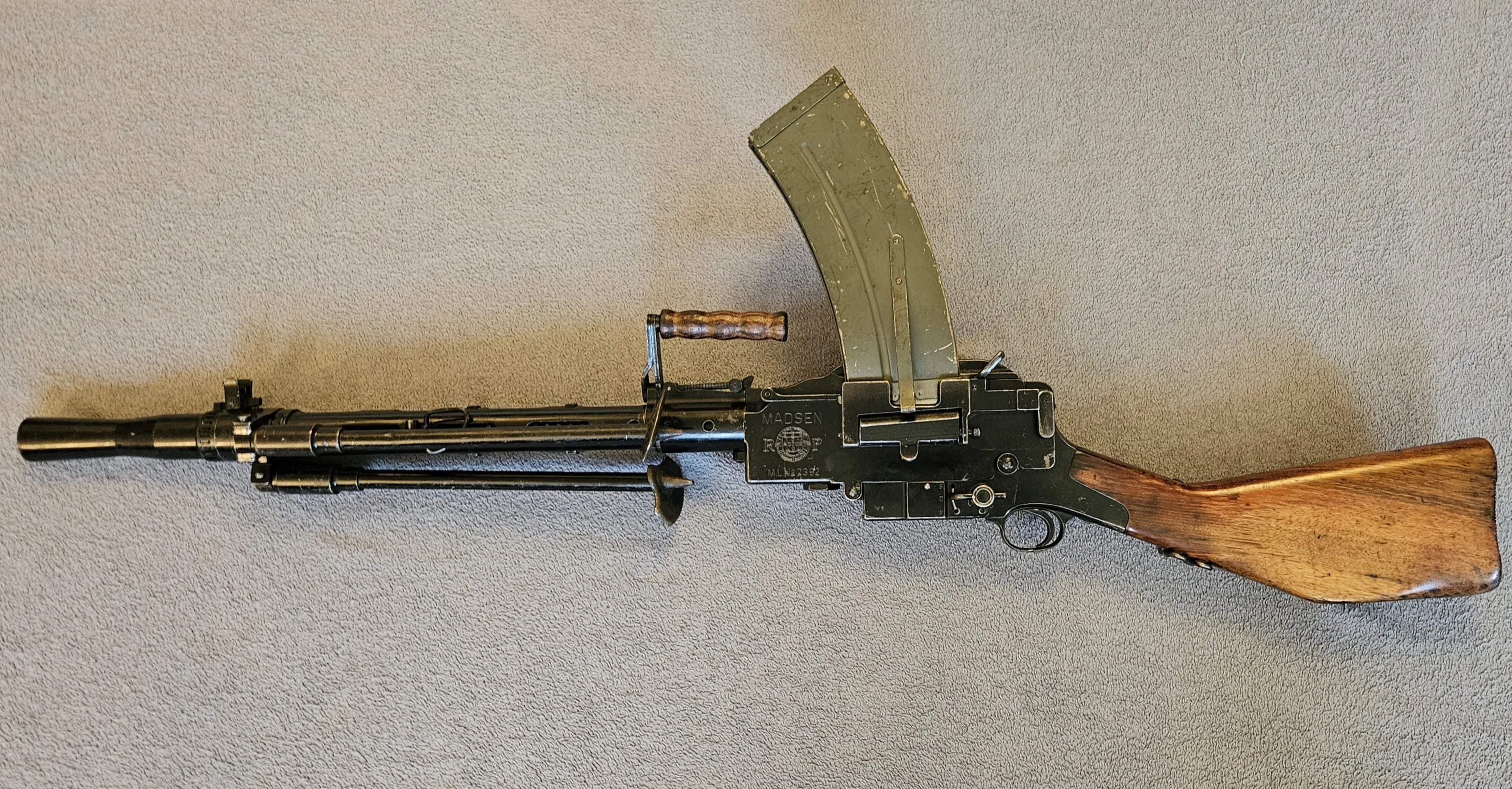 LEKKI KARABIN MASZYNOWY MADSEN KALIBER 8X57IS